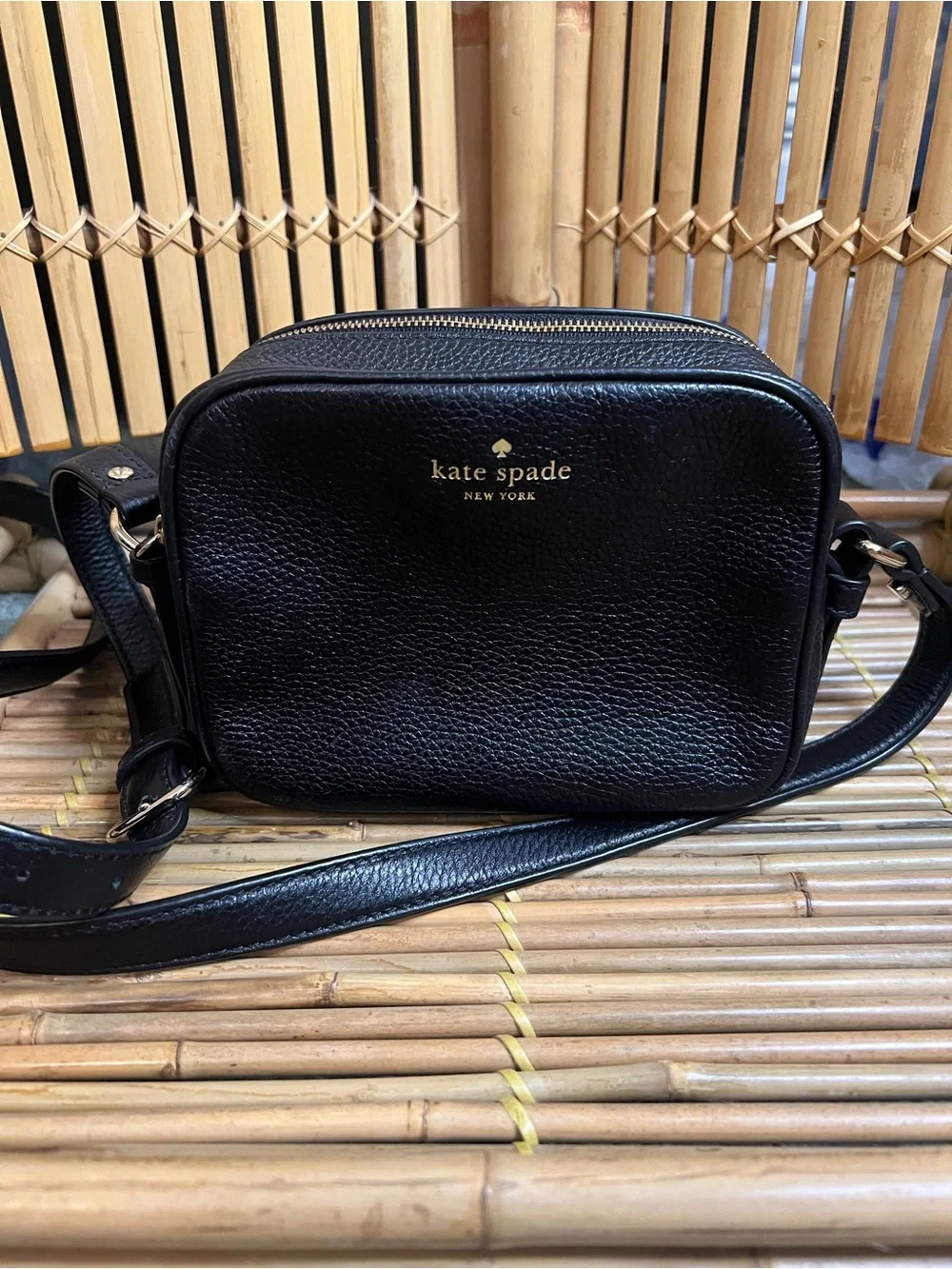 kate spade Pyper black pebbled leather crossbody camera bag